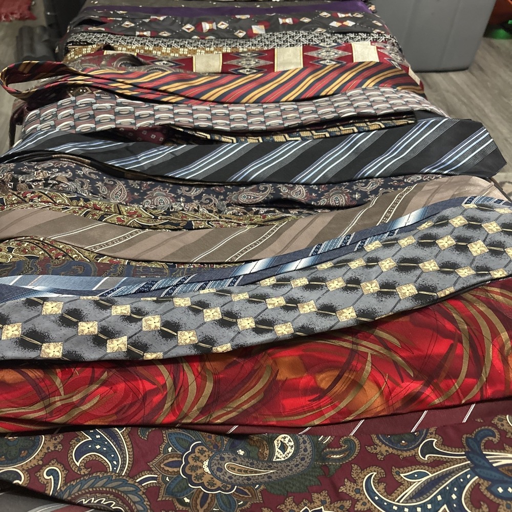 112 Men's Vintage Ties-Big Lot Of Designer  Silk  Geometric Variety Name Brands